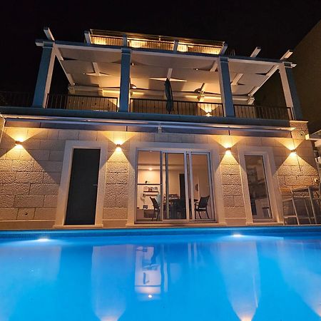 Villa Lux Apartments Рогозница Экстерьер фото